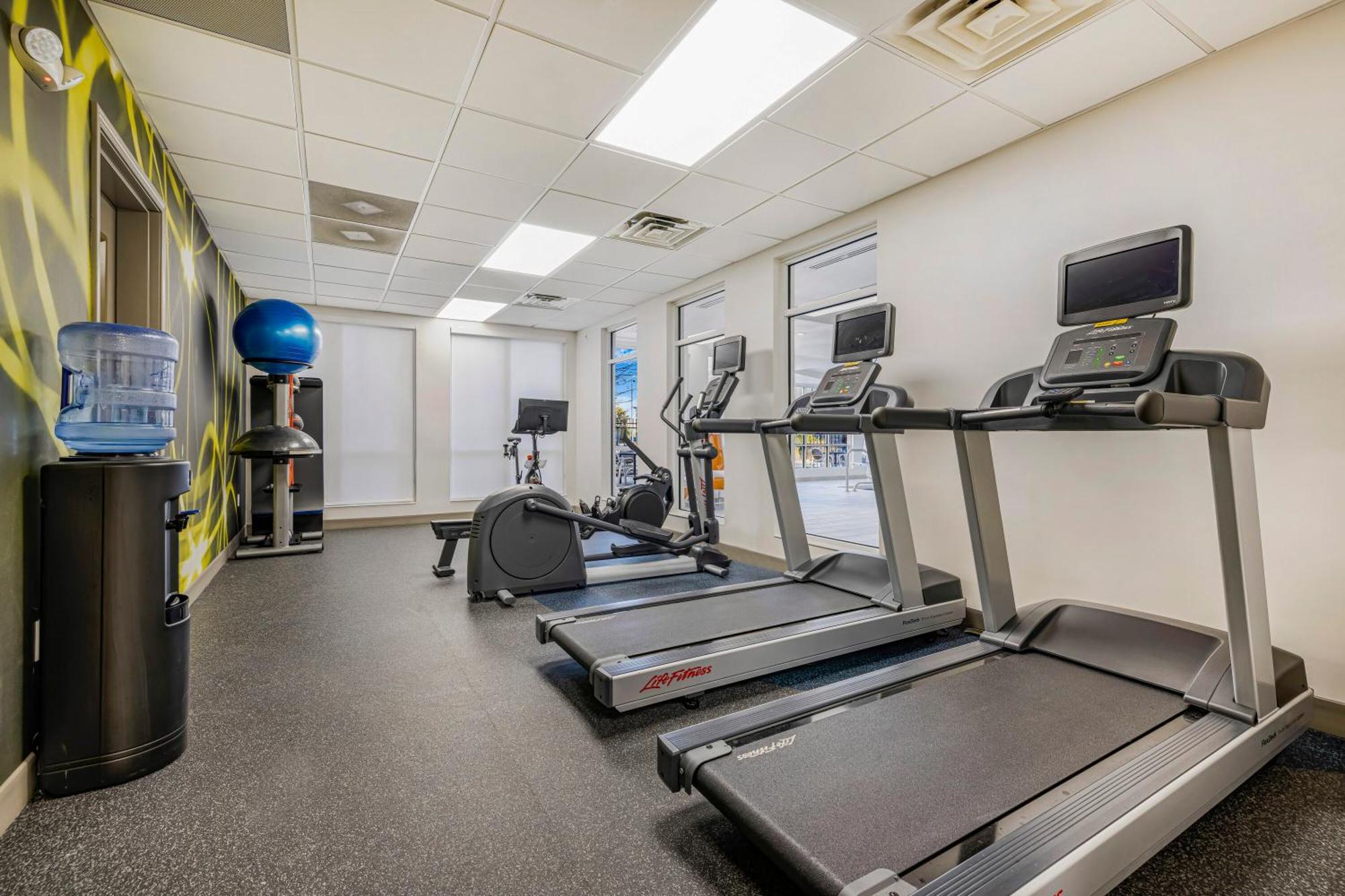 Hilton Garden Inn Colorado Springs Airport Bagian luar foto
