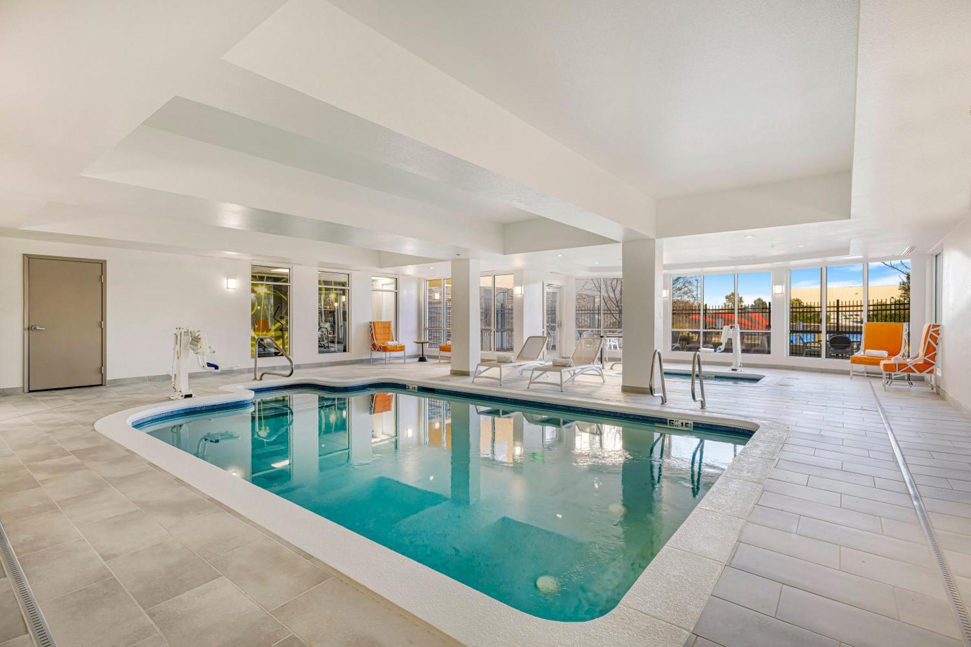 Hilton Garden Inn Colorado Springs Airport Bagian luar foto